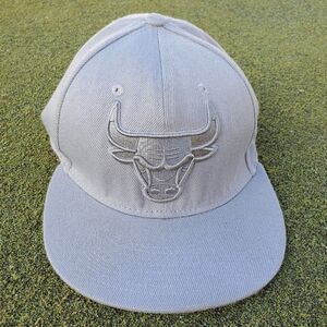 Chicago Bulls Baseball hat snap back embroidered